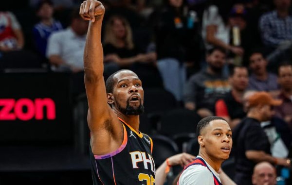 量华网 阿门改回后卫，火箭队新首发2套搭配 3锋线为杜兰特护航，2将上位